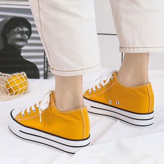 Giày thể thao nữ CV classic vàng cổ thấp
