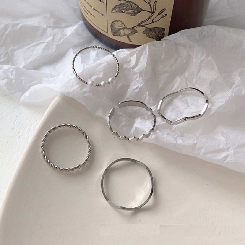 Set 5 Nhẫn Đeo Tay Kim Loại Thời Trang Cho Nữ