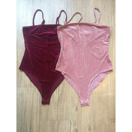 Bodysuit nhung F21