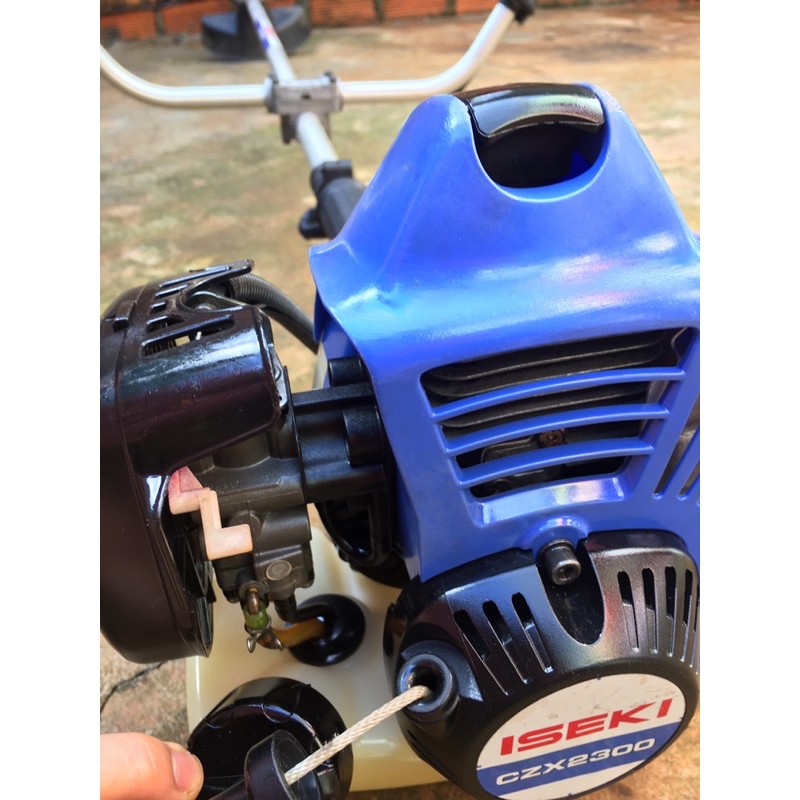 Máy cắt cỏ.máy phát cỏ Nhật bãi 0975.038345