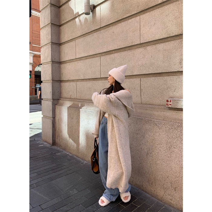Áo khoác len dáng dài có nón phong cách vintage | BigBuy360 - bigbuy360.vn