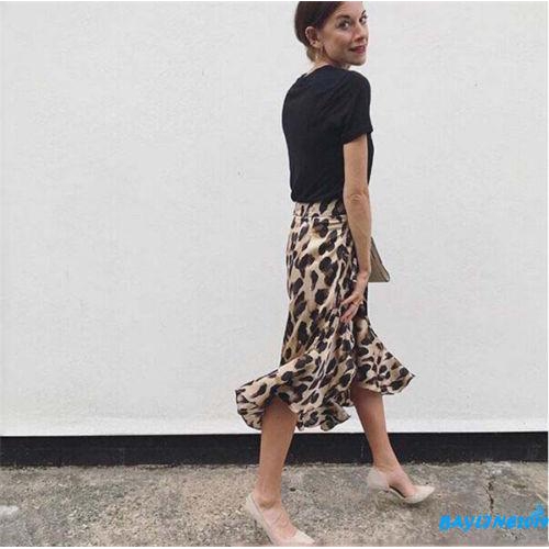 Chân váy xòe họa tiết da báo thời trang nữ tính