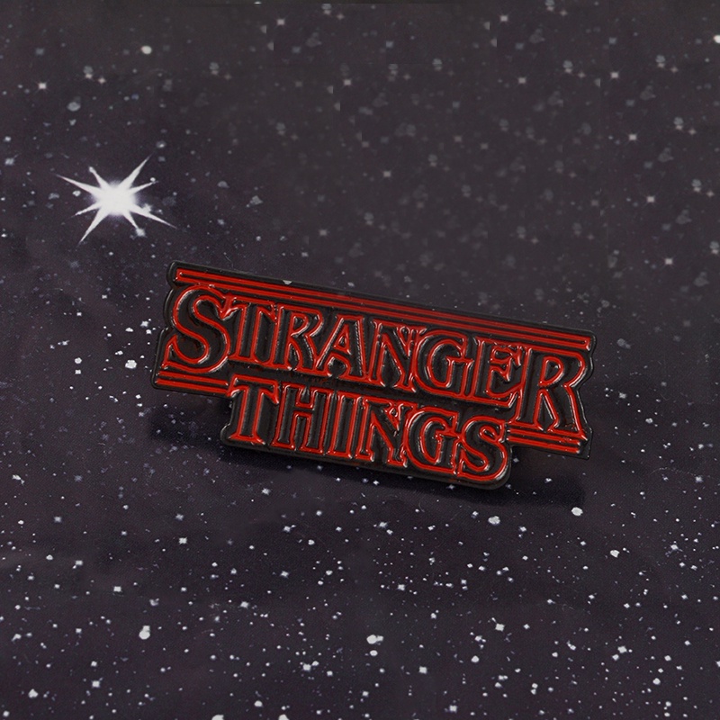 Ghim Cài Áo Hình Logo Stranger Things / Waffle / TV Thiết Kế Đơn Giản Cho Bạn Bè