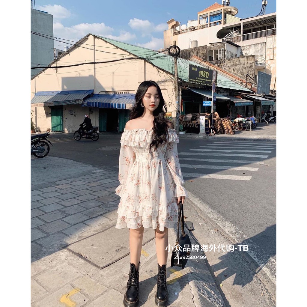 ĐẦM TRỄ VAI HOA XOÈ STYTE ULLZANG - KARUL, VÁY TRỄ VAI HOA TẦNG BÈO BABYDOLL | BigBuy360 - bigbuy360.vn