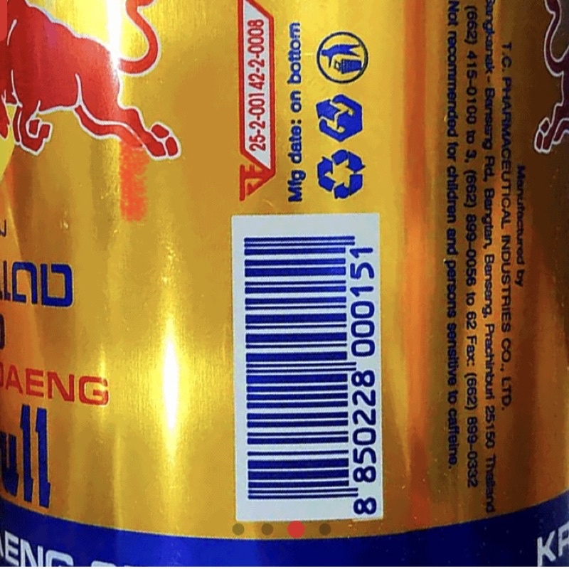 Thùng Redbull Thái Lan