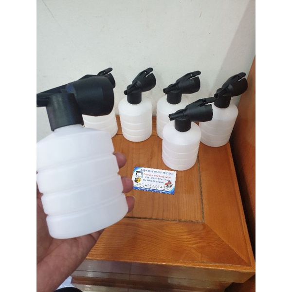 Bình tạo bọt tuyết mini gắn vòi sịt máy rửa xe