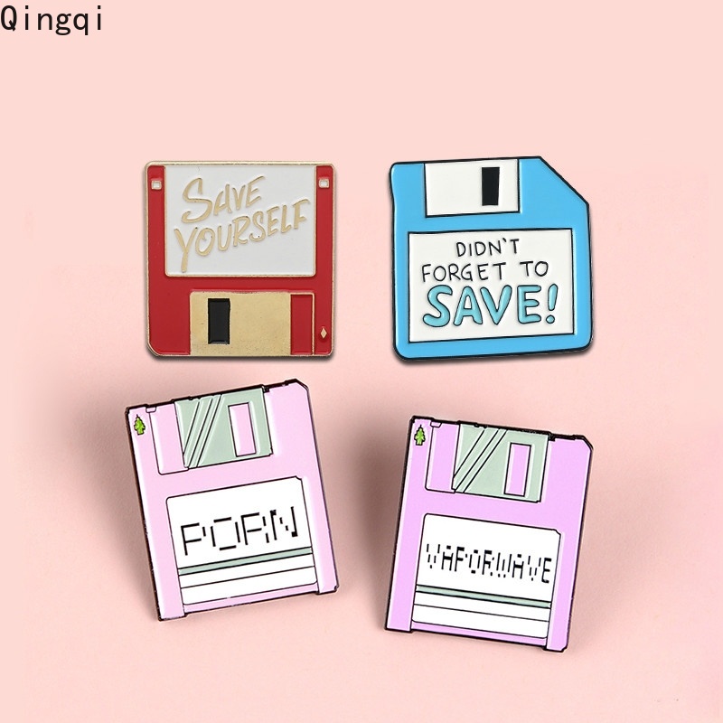 Ghim cài áo Miss Zoe cứng hình chữ Don 't Forget To Save Yourself