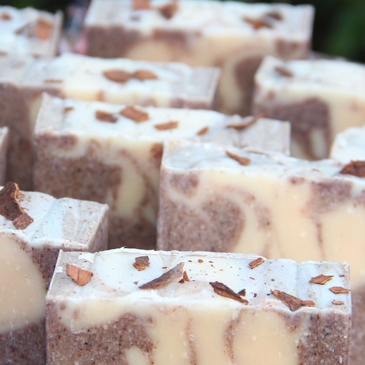 Xà bông dầu dưỡng CAM QUẾ, xà bông tắm handmade 100% thiên nhiên sạch da, giữ ấm mùa đông, dưỡng da hiệu quả Lá store | BigBuy360 - bigbuy360.vn