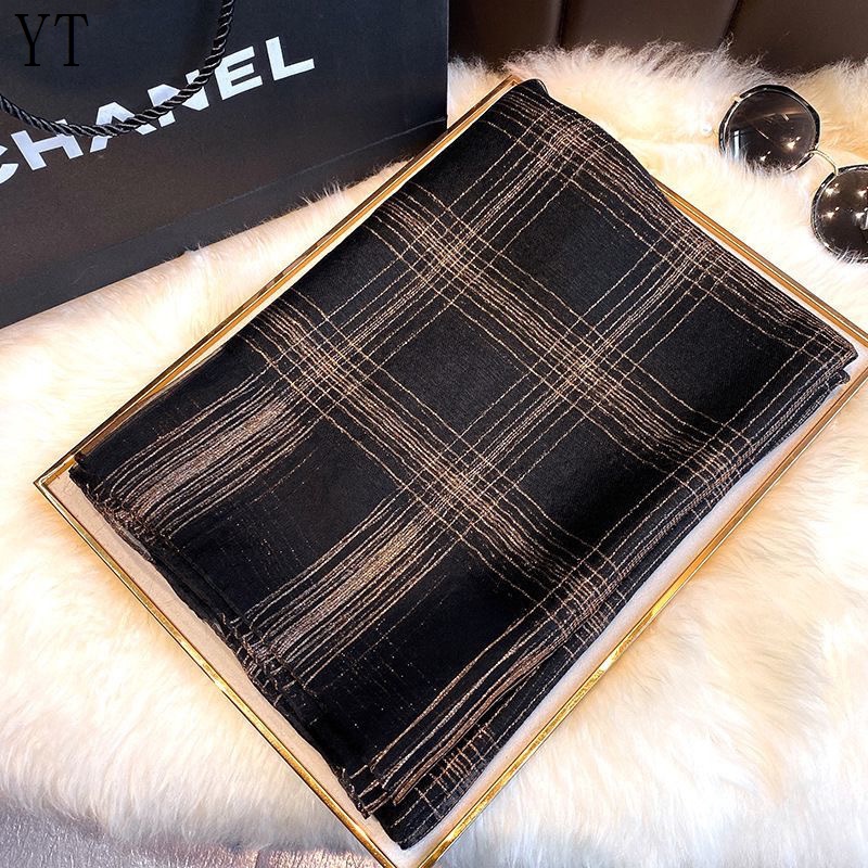 Khăn Choàng Lụa Dài Màu Bạc Thời Trang Thu Đông Phong Cách Hàn Quốc Mới Cho Nữ