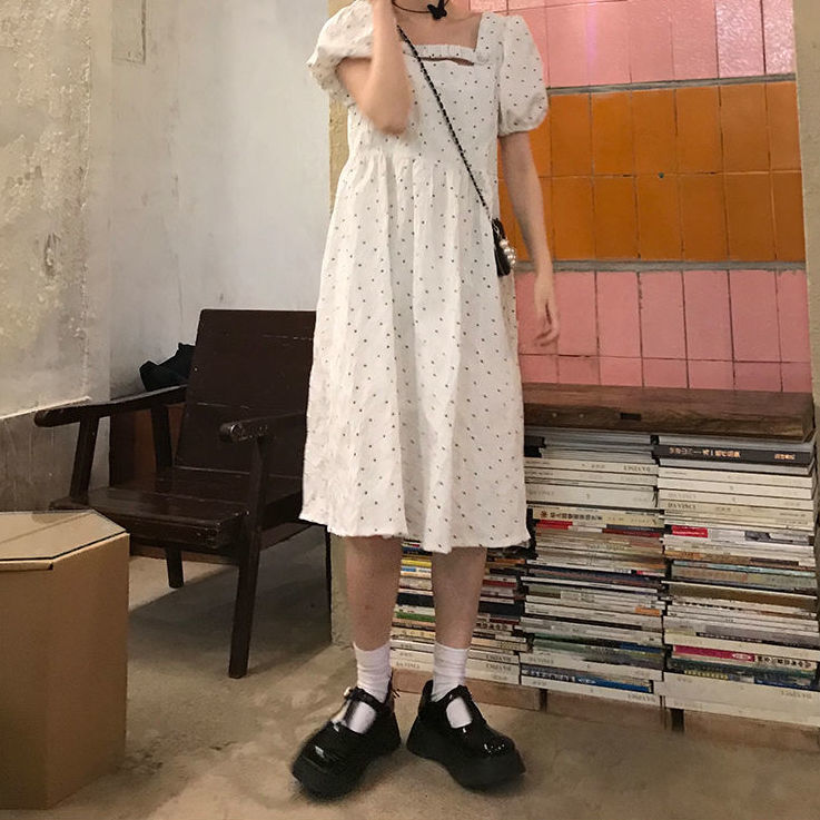 Đầm tay phồng cổ vuông lưng cao phong cách Retro Pháp thời trang cho nữ