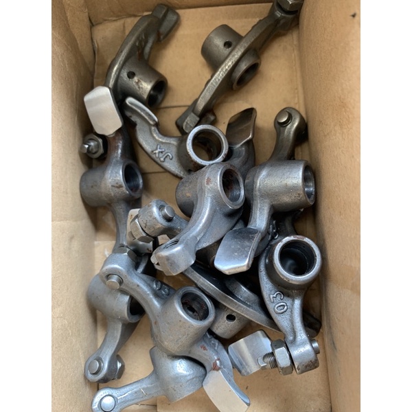 Cò Cam/Trục Cam/ xupap SYM lắp khớp xe honda 100cc