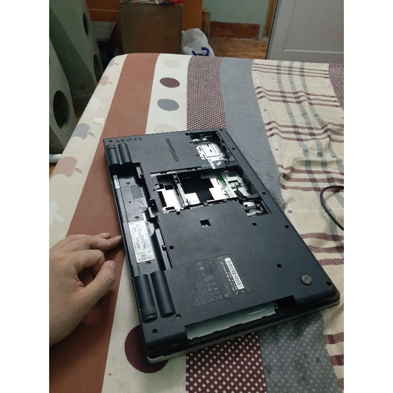 Vỏ laptop lenovo e520