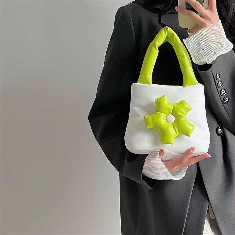 Túi Xách Mini Họa Tiết Hoa Dễ Thương Xinh Xắn Dành Cho Nữ 2022