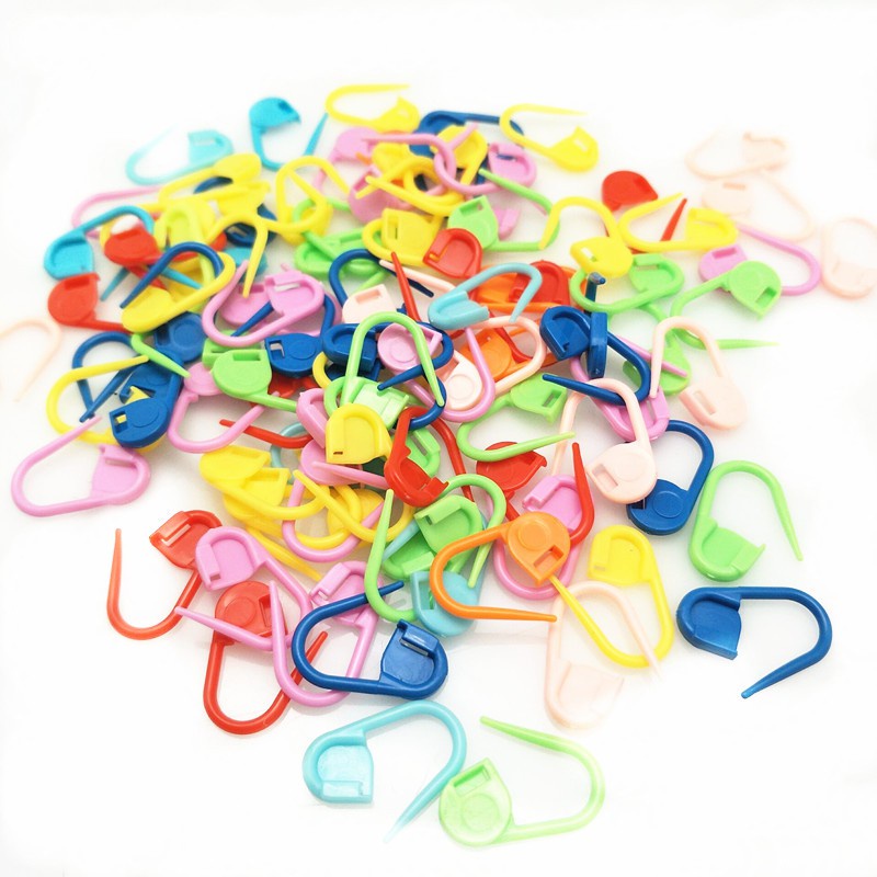 Set 100 kim nhựa nhiều màu sắc hỗ trợ đan móc len tiện dụng