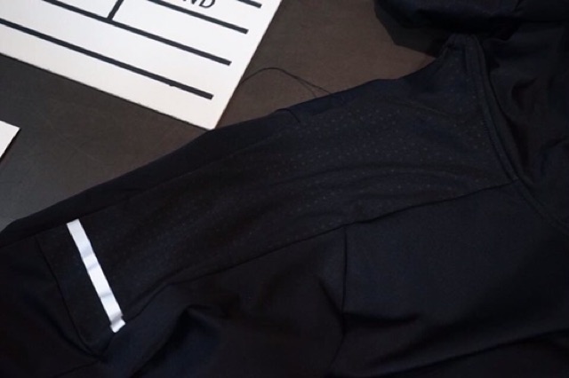 Áo chống nắng nam mới về hot hit | BigBuy360 - bigbuy360.vn