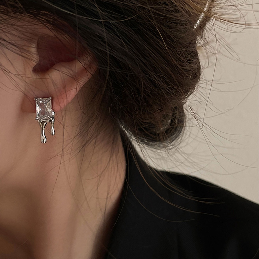 Bông Tai Mạ Bạc 925 Đính Đá Zircon Hình Giọt Nước Phong Cách Hàn Quốc Chất Lượng Cao