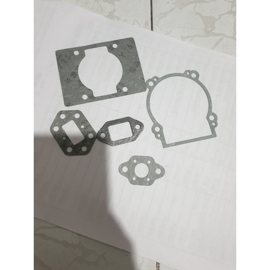 BỘ RON  MÁY CẮT CỎ 2 THÌ 143 HUQ. 5 CHI TIẾT