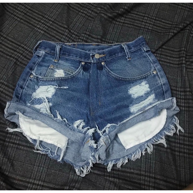 Short Levi’s