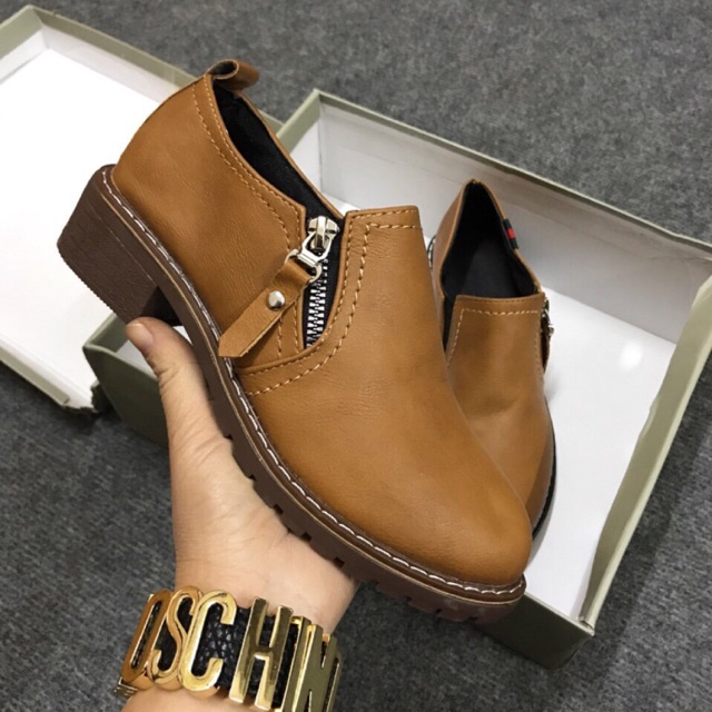 Giầy boot khoá