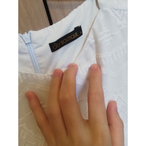 Topic pass đầm local brand OLV