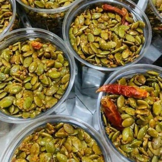 HẠT BÍ XANH RANG TỎI ỚT 500gr