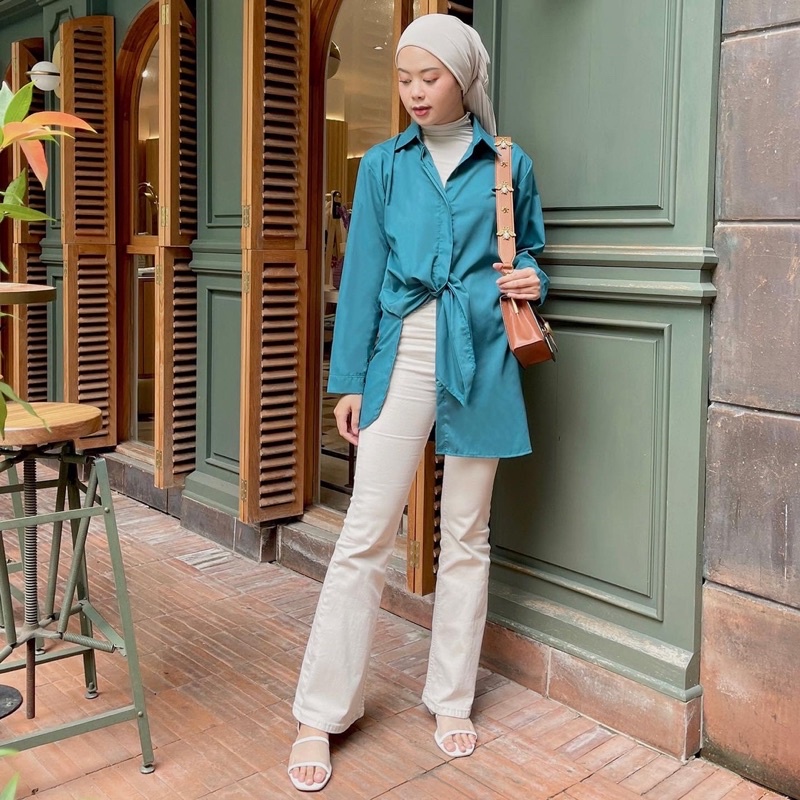 Dame Áo Sơ Mi Ngoại Cỡ Trơn Màu Xanh Lục Ngọc Điện Đa Chiều MAGENTA FUSCHIA