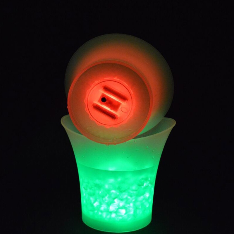 Xô đựng đá 5L có đèn LED nhiều màu sắc rực rỡ
