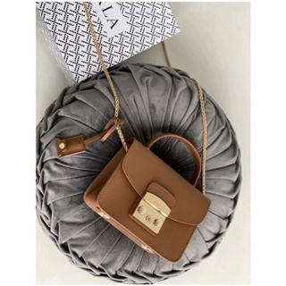 Túi xách FURLA hàng xịn , đeo chéo đeo vai cực xinh