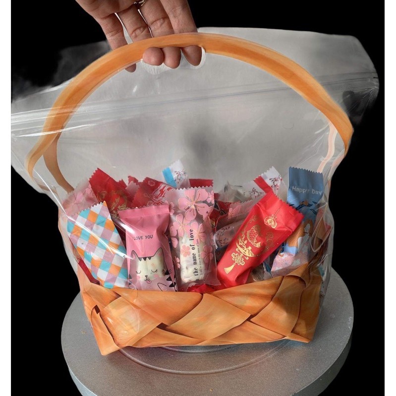 Túi zip in hình giỏ mây đựng bánh kẹo