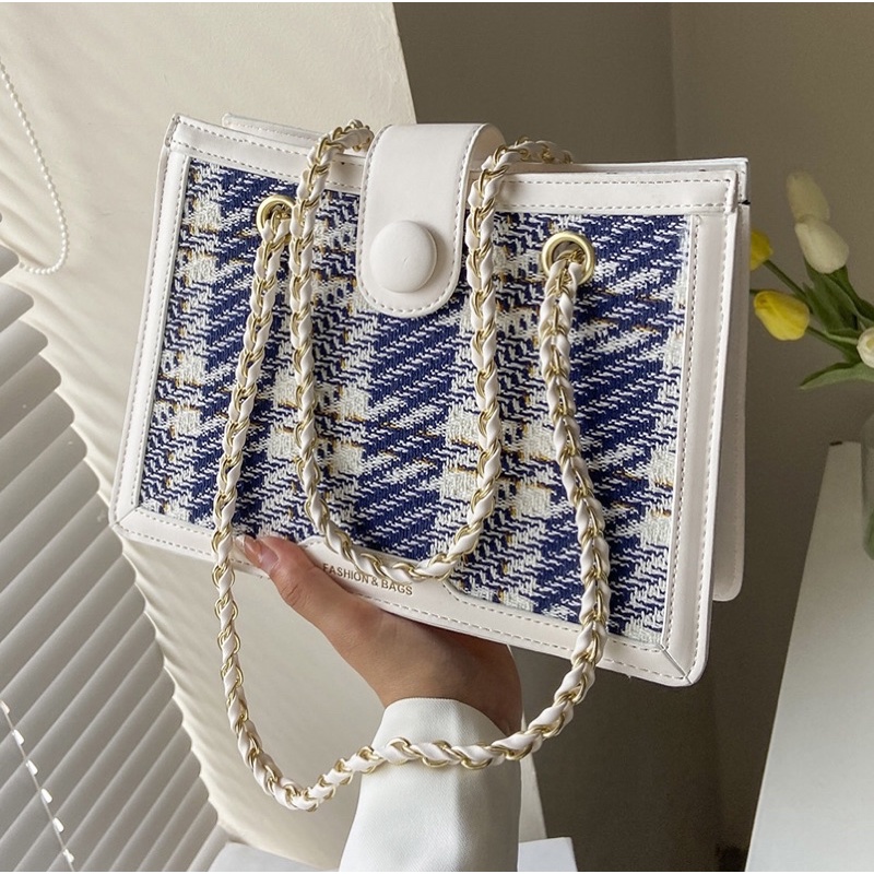 Túi đeo vai thời trang nữ , Túi xách phối dạ nắp cúc bấm siêu xinhTX467