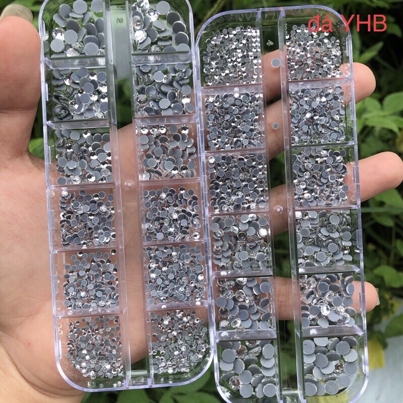 Khay 12 ô đá nail mix size YBH chân lưới
