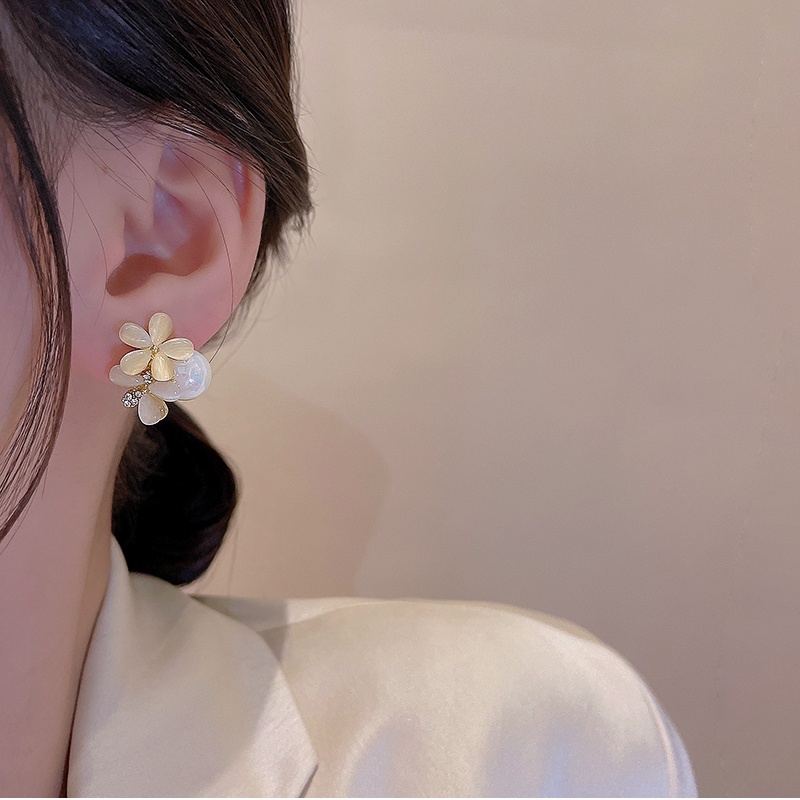 Bông Tai Mạ Bạc 925 Hình Hoa Đính Ngọc Trai Nhân Tạo Thời Trang