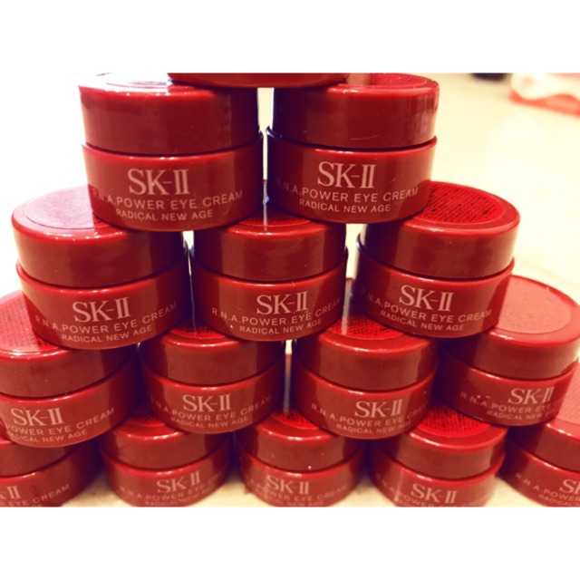 (Mẫu mới)Kem dưỡng mắt chống lão hoá Skii Skinpower mini 2,5g