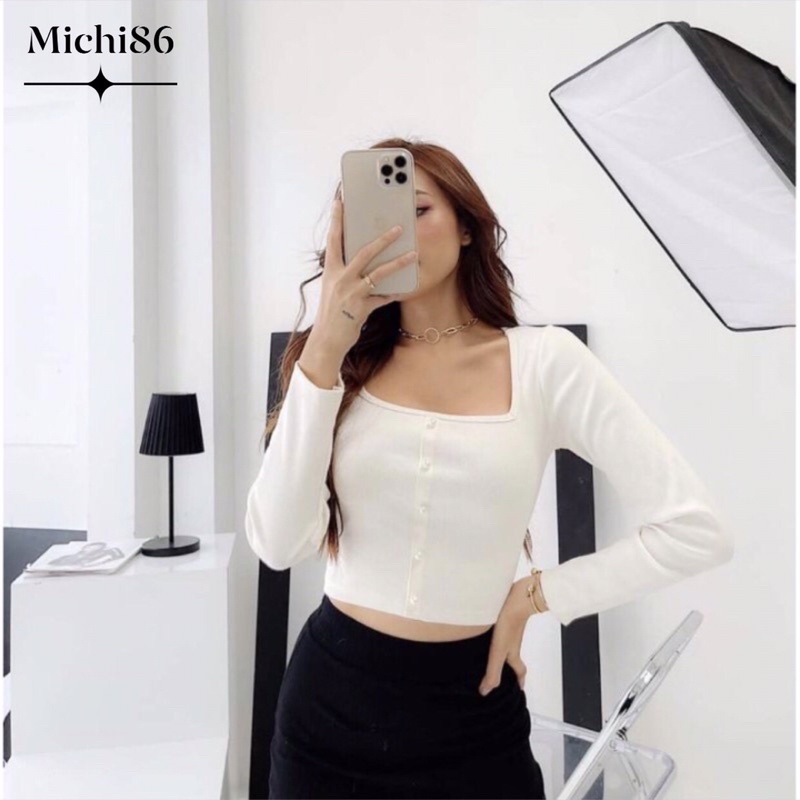 Áo croptop kiểu nữ cổ vuông tay dài gắn nút ngọc Michi , áo thun nữ tay dài