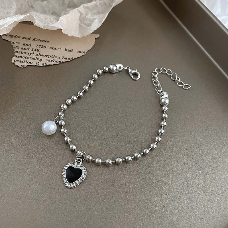 Vòng Tay Dây Xích Mặt Trái Tim Màu Đen Phong Cách Harajuku Hàn Quốc