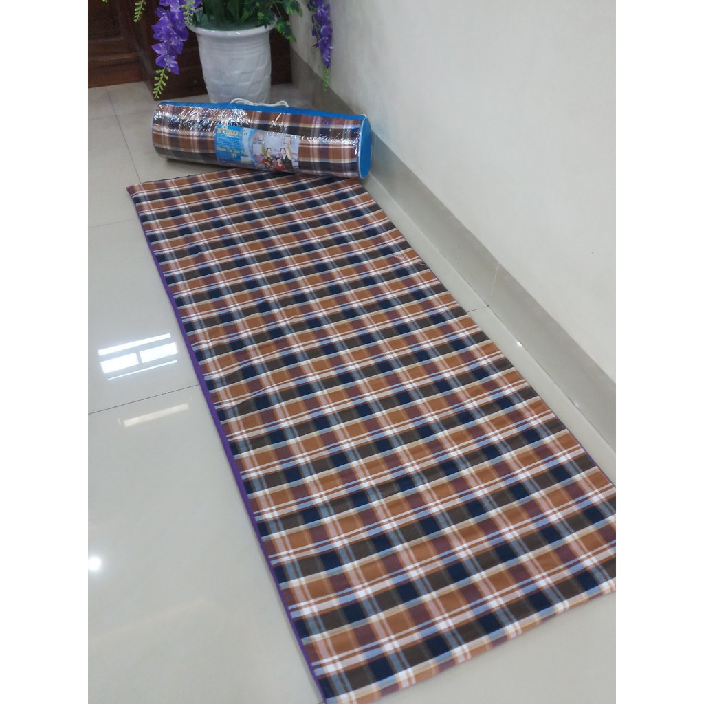 Đệm văn phòng cao su cuộn tròn 1m8x80cm ,đệm trải giường, đệm trải sàn gọn nhẹ