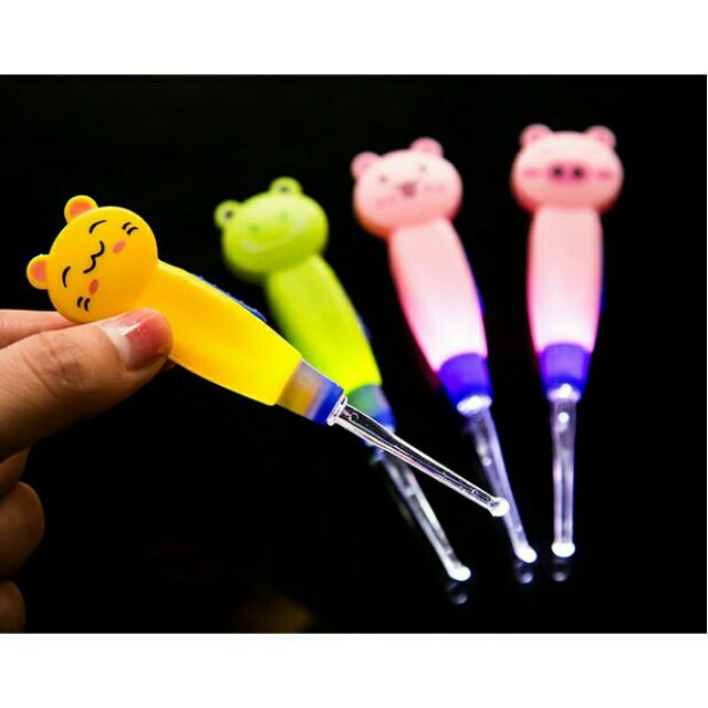 Đèn phát sáng soi tai cho bé