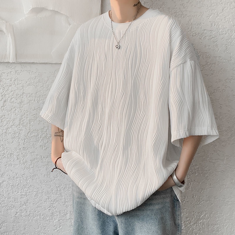 Áo Thun Tay Ngắn Cổ Tròn Dáng Rộng Họa Tiết Kẻ Sọc Chất Liệu Lụa Lạnh Thời Trang Trẻ Trung Cho Nam