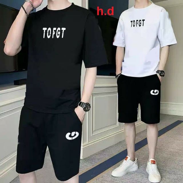Bộ nam áo thun ngắn tay chữ ngực kèm quần lửng cá tính