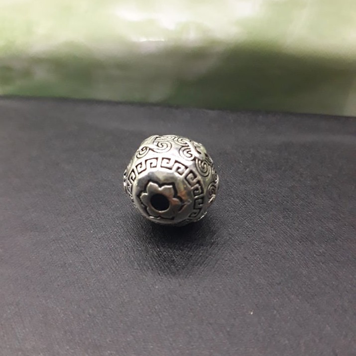 Charm hạt Om Mani Padme Hum đồng| Kho tổng phong thủy tâm linh