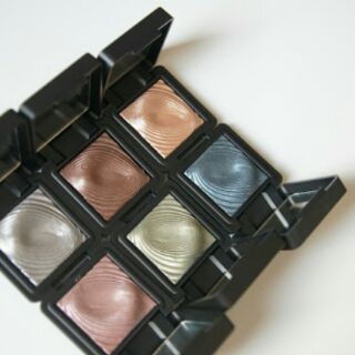 Phấn mắt Kiko water eyeshadow