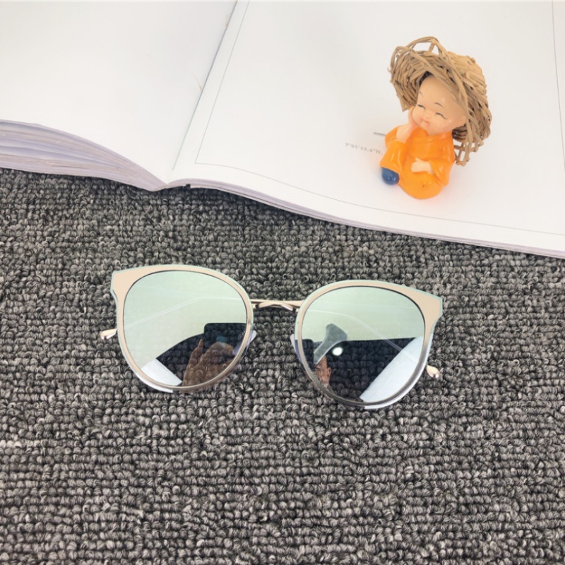 Kính Mát Mắt Mèo Gọng Kim Loại Thiết Kế Thời Trang Hàn Quốc
