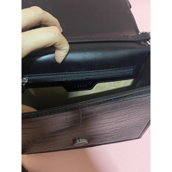 THANH LÝ TÚI PEDRO ĐEN DA