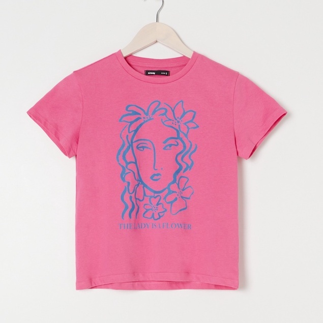 Áo thun hồng Sinsay săn sale