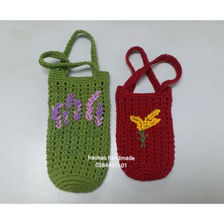 Túi đựng bình giữ nhiệt móc len bằng tay handmade.