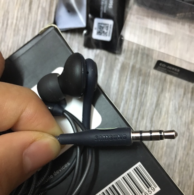 Tai nghe samsung Akg chuẩn Zin Made in Samsung Vietnam