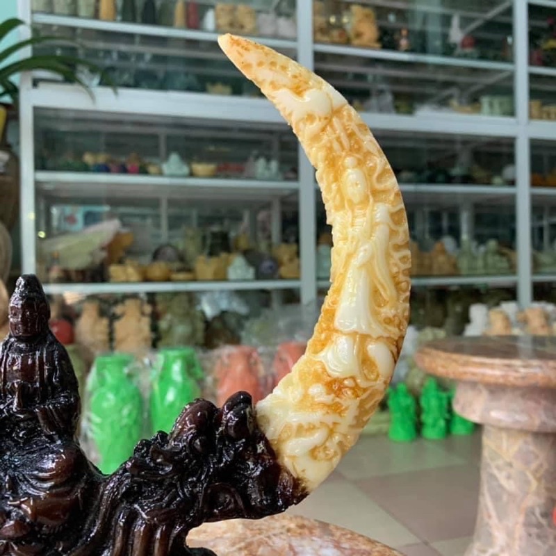 Ngà Quan Âm Đá Đúc - cao 21cm