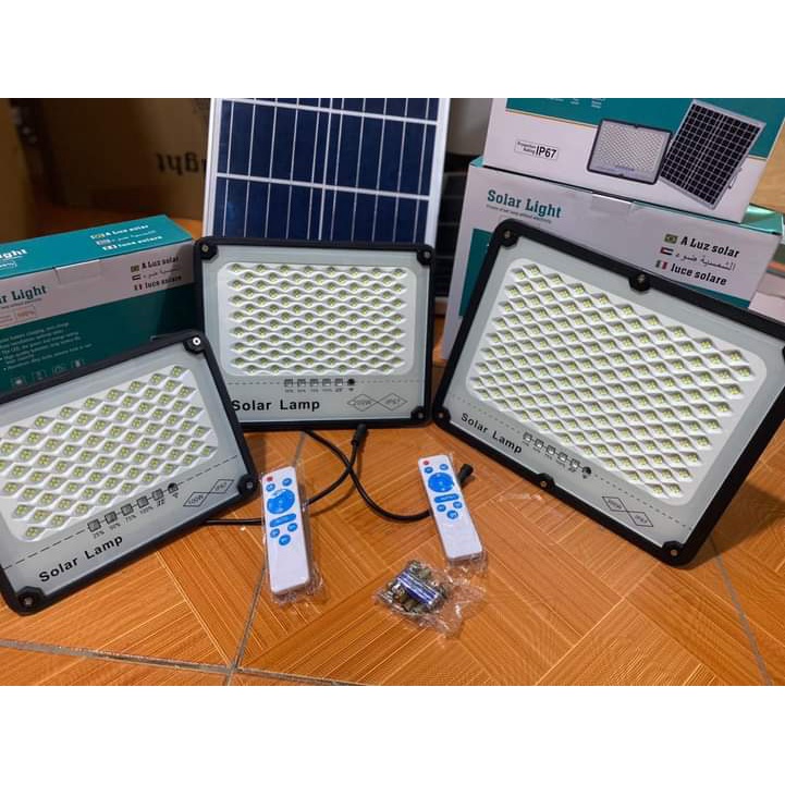 Đèn pha năng lượng mặt trời Vislite 100W, 200W, 300W choá chống chói Pin 24.000mAh, 30.000mAh, 36.000mAh. Bảo hành 2 năm