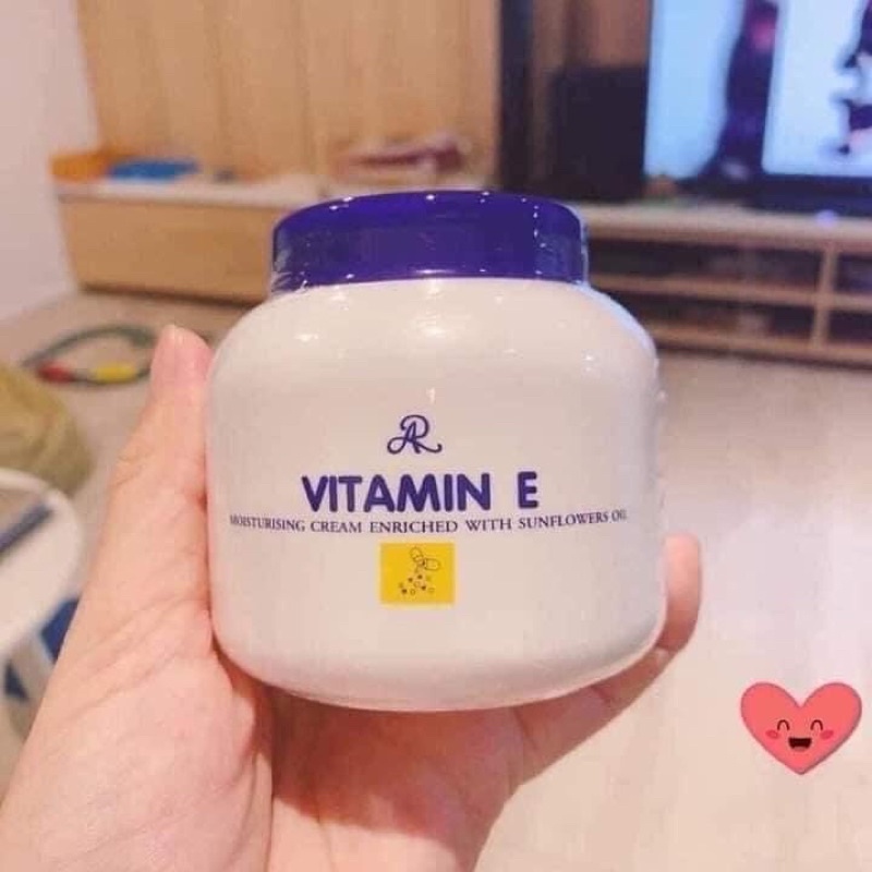 Kem Vitamin E Nắp Xanh Thái Lan Chính Hãng