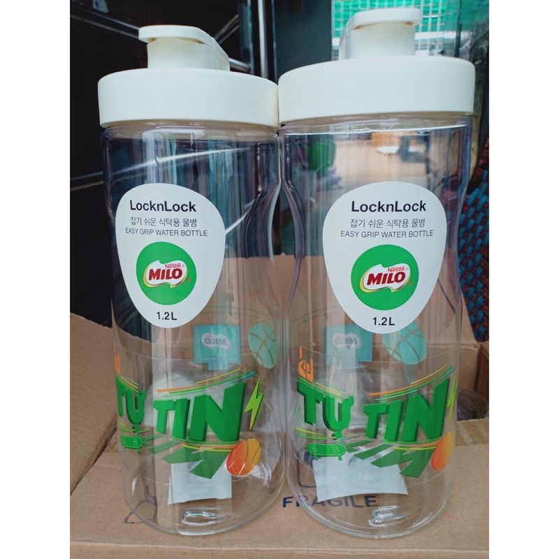 BÌNH NƯỚC NHỰA LOCK &amp; LOCK 1.2 LÍT MILO